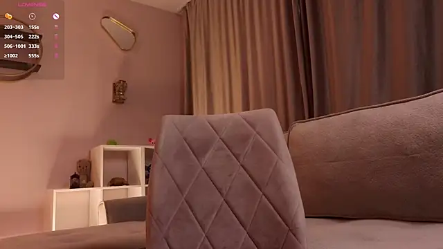 ElmiraShivley's Live XXX Chat