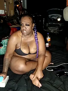 Thickkemzz41's Live XXX Chat