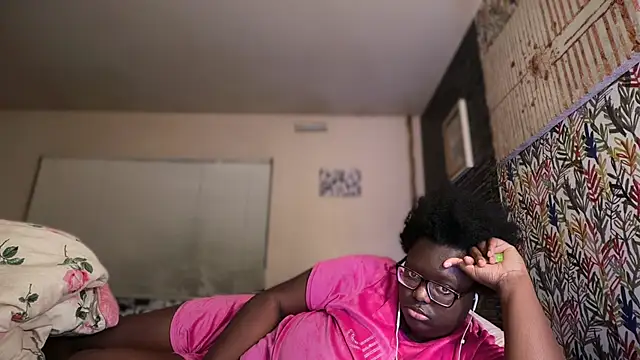 Онлайн чат XXX -Yagurlwest