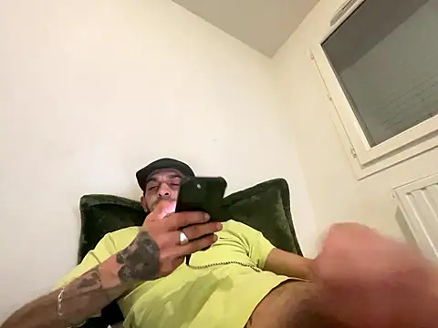 Rebeu313's Live XXX Chat