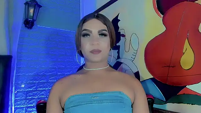 Cristal_Villael's Webcam Show