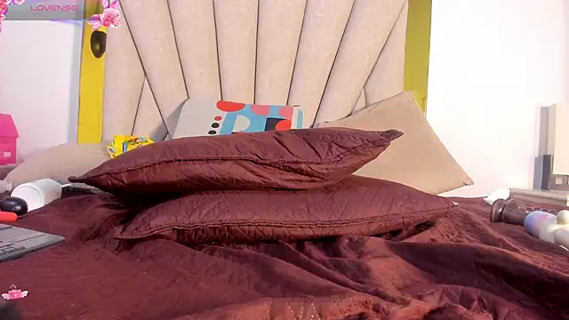 Chat +18 de vahiolet_fuentes ao vivo