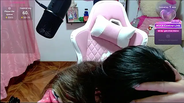 دردشة Maggie_Fox3 الجنسية المباشرة