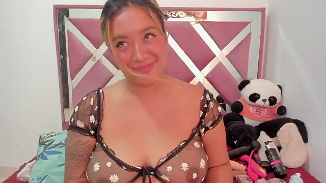 bellalumi's Live XXX Chat