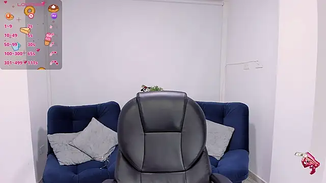 emilly_smith_1 Live XXX-Chat