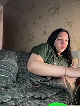 Naughtbaby_2025's Live XXX Chat