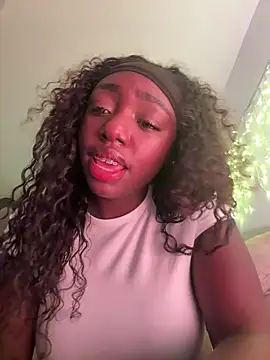 alissradiante1's Live XXX Chat