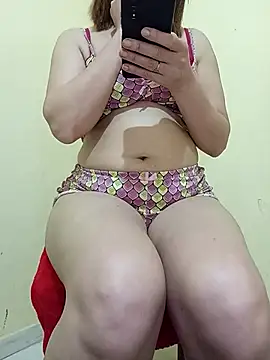 Saraa-sexi's Webcam Show