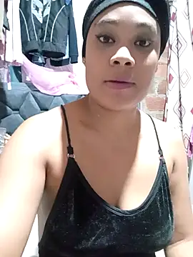 dahian_charlote02's Live XXX Chat