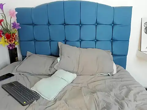 Valentino_Lane's Webcam Show