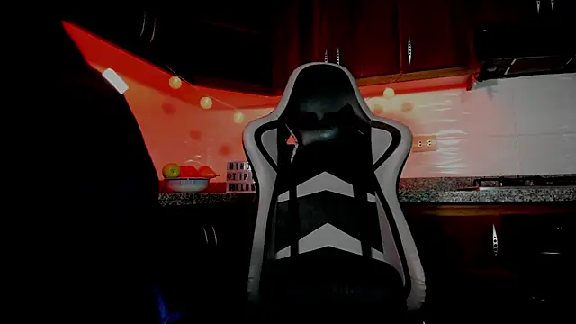 eren_jeager's Webcam Show