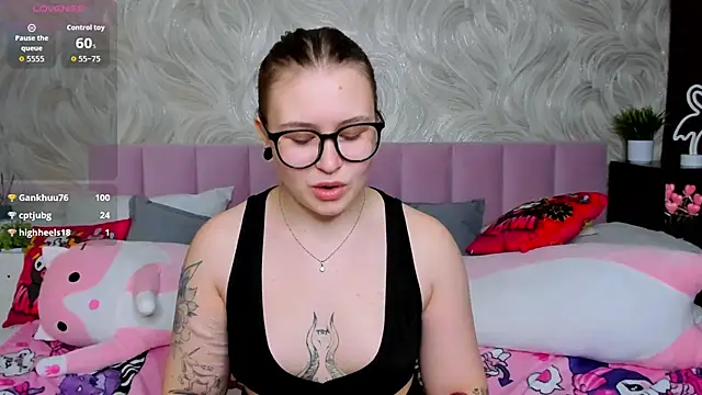 MilanaXHoney Live XXX-Chat