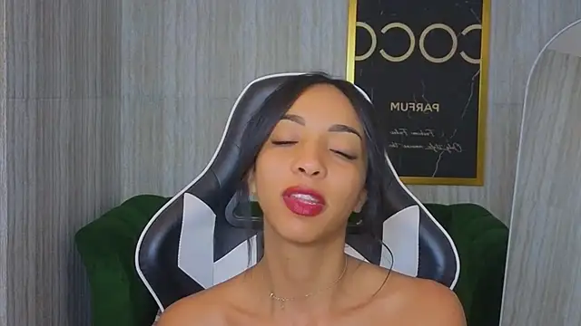 luna_meow_t's Live XXX Chat