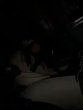 urpuppymoon's Live XXX Chat