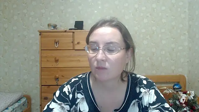 XXX chat uživo modela Smart_Rose