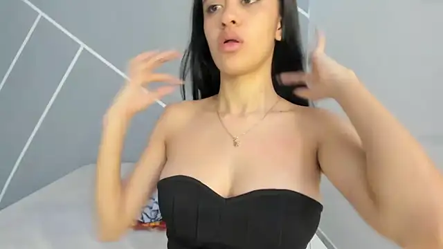 Sexy777Couple's Live XXX Chat