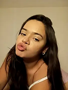 vreis23 – Naživo XXX chat