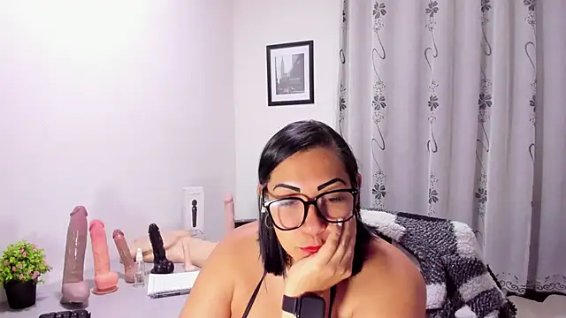 XXX chat uživo modela MelissaaCortes