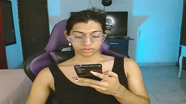 engielphoenis14's Webcam Show