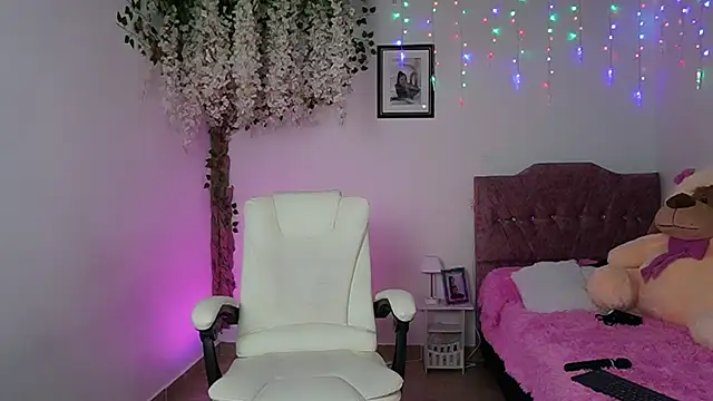 thin_princess' Live XXX Chat