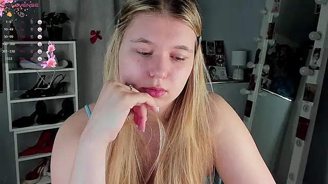 Rebecca_Kelly's Live XXX Chat