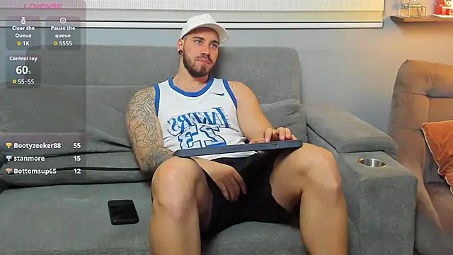 Giorgio-Leone Live XXX-chat