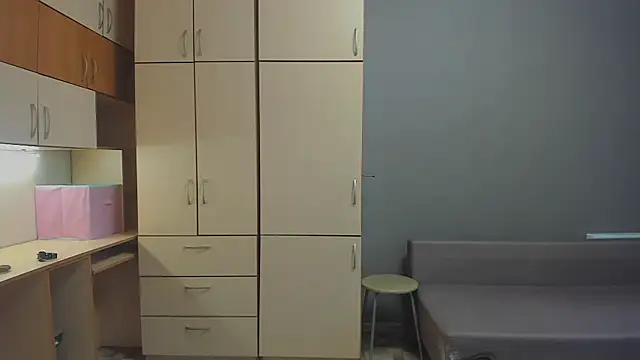 Miss_Elsa_'s Live XXX Chat