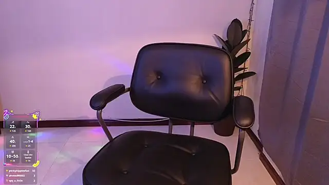 Pokazy przed kamerką – Lia_madame