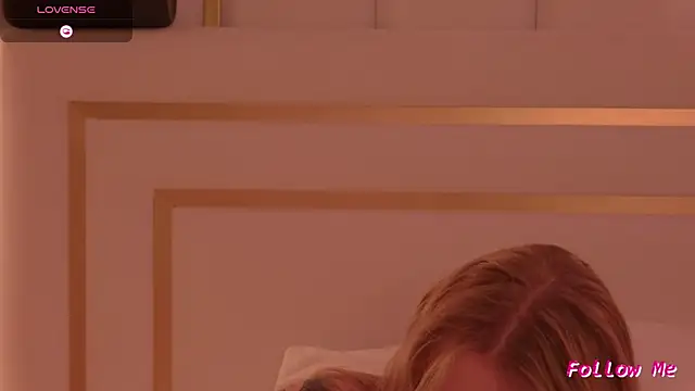 DorisHell's Live XXX Chat