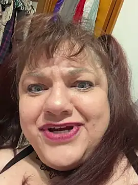 Luciouslouise72@xh's Live XXX Chat