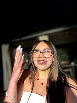 Karina16_pink's Live XXX Chat