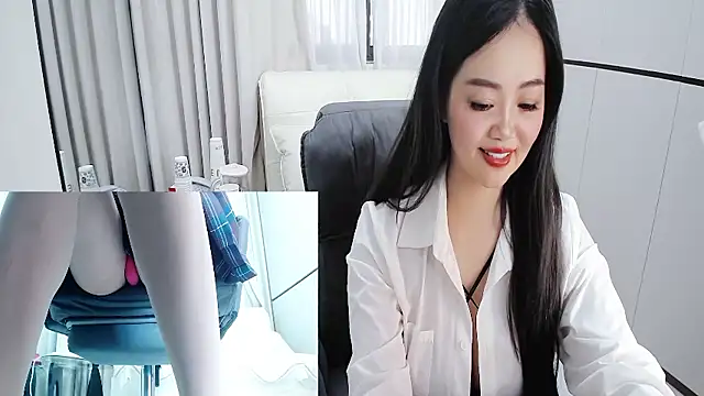 Eileen-L Adlı Modelin Web Kamerası Şovu