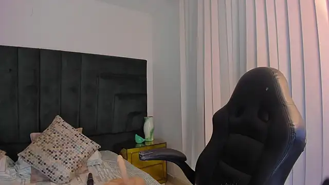 SaraWagner_'s Live XXX Chat