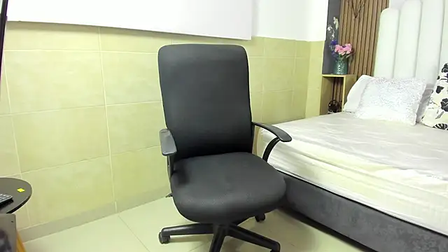 HelenTovar Adlı Modelin Canlı XXX Sohbeti