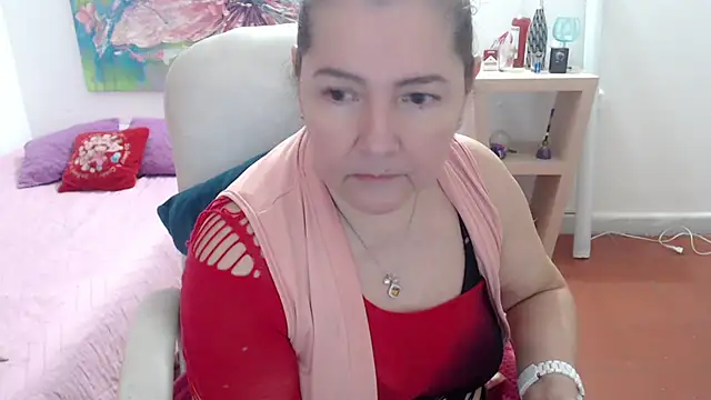 leonela_69's Live XXX Chat