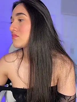 julieta_jhonss' Live XXX Chat