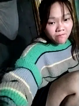 m-mbae's Live XXX Chat