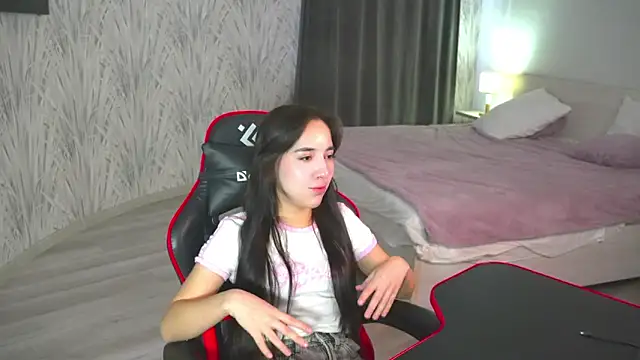 DoriSchech's Live XXX Chat