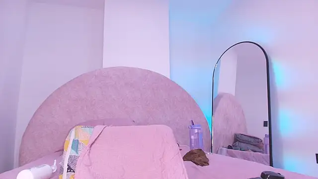 vale_ross_: онлайн-секс-чат