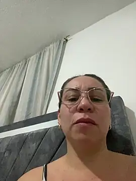 HealingHoney élő XXX-chatje