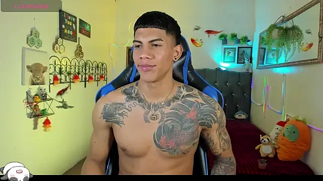 Damian_latinxxx's Webcam Show