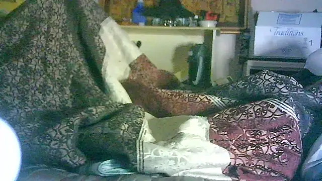 ON3YOULLN3VER_FIR3's Live XXX Chat