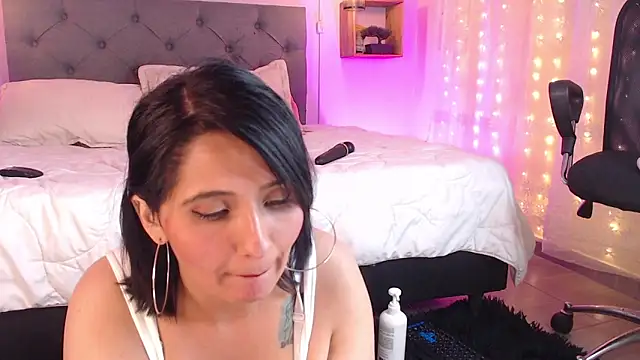 emily_leinner's Live XXX Chat