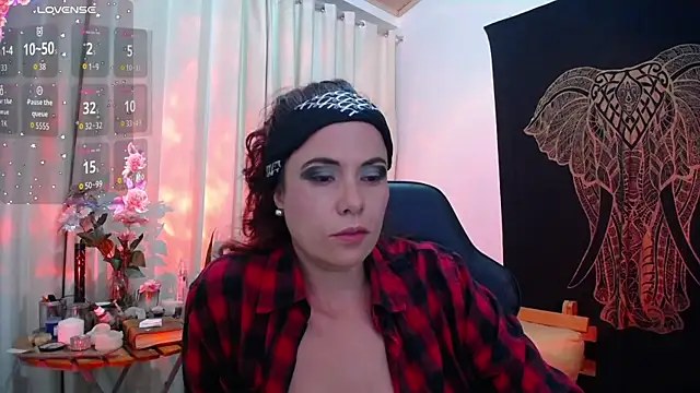 AmaRiv: вебкам-шоу