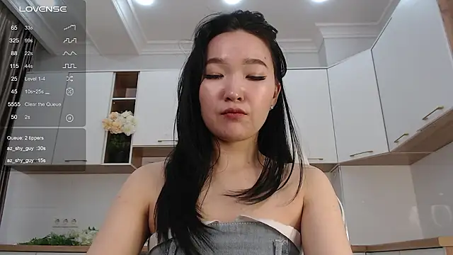 Skull_Panda élő XXX-chatje