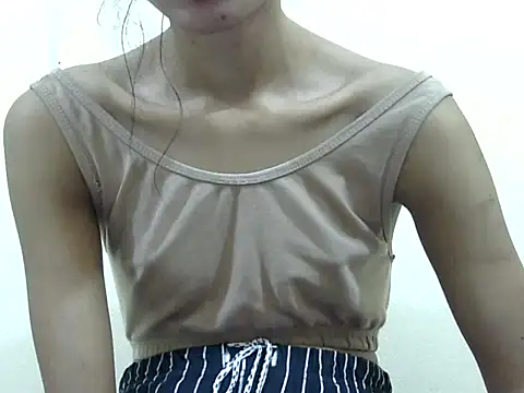 Anu_tiny: онлайн-секс-чат