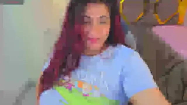 Addyy_02 élő XXX-chatje