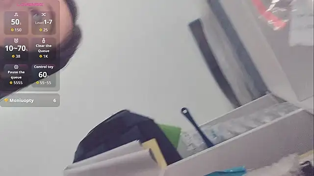 Huiwen163: онлайн-секс-чат