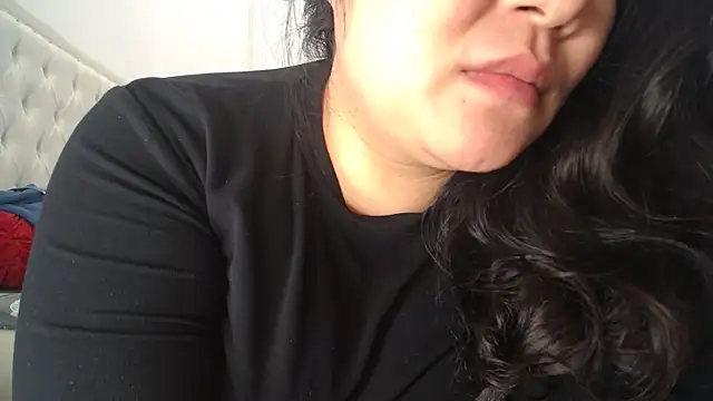 Thu_Ha_Noi_sweet_love élő XXX-chatje