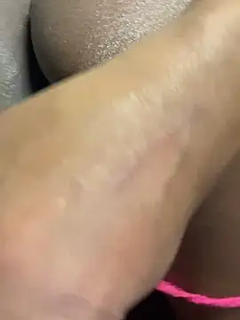 SEXaddictCANDY10 Adlı Modelin Canlı XXX Sohbeti